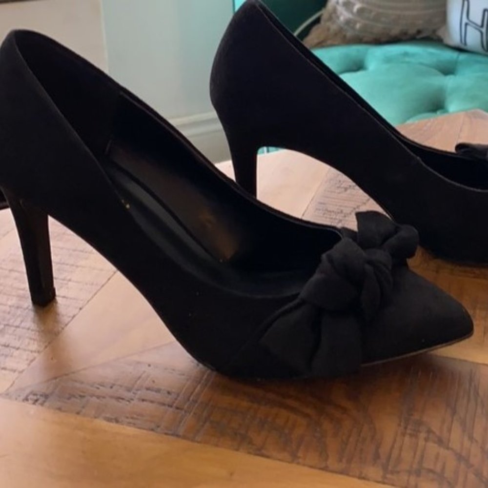 PUMP HEELS